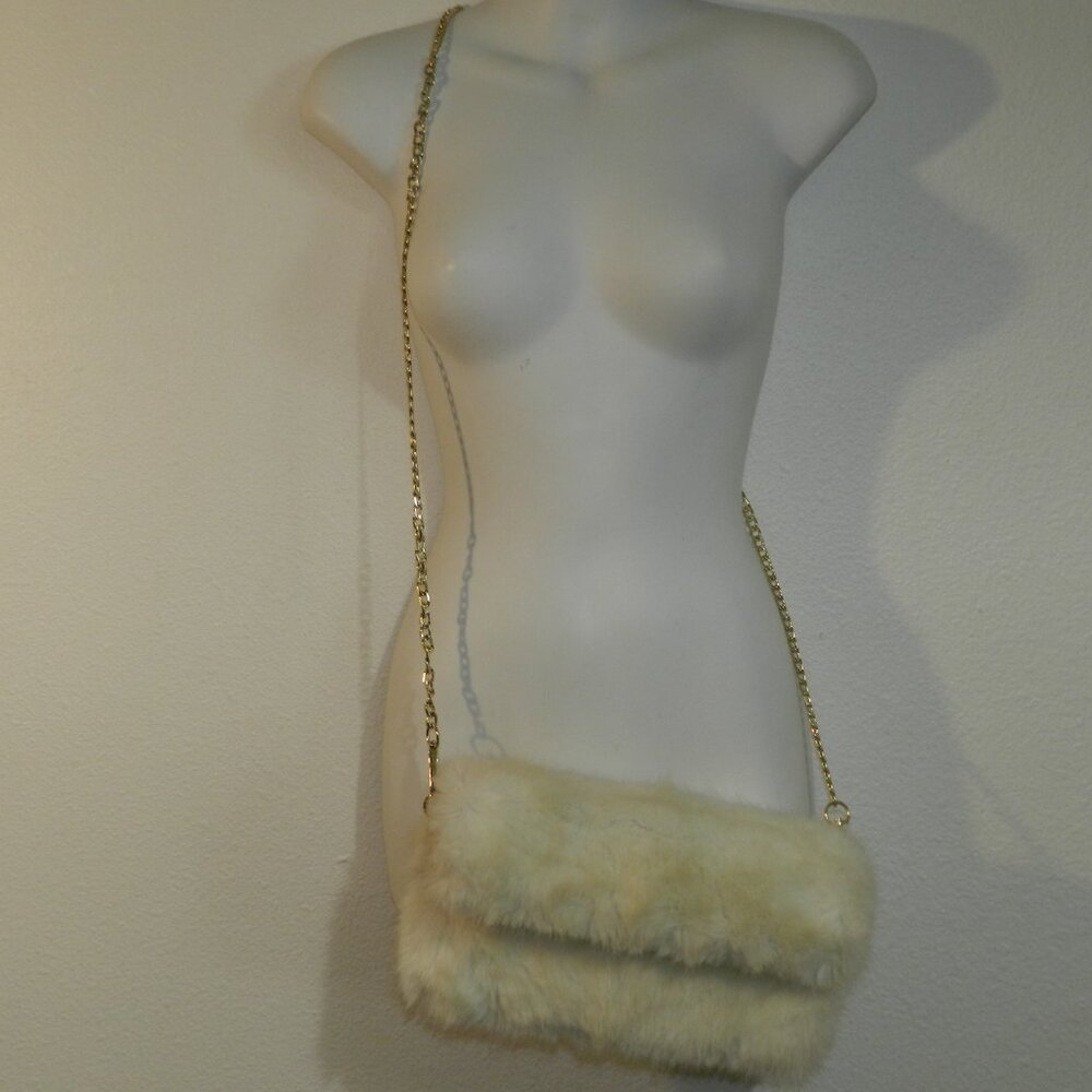 RSVP plush faux fur clutch/crossbody 11"x7" envelope-style evening bag in cream